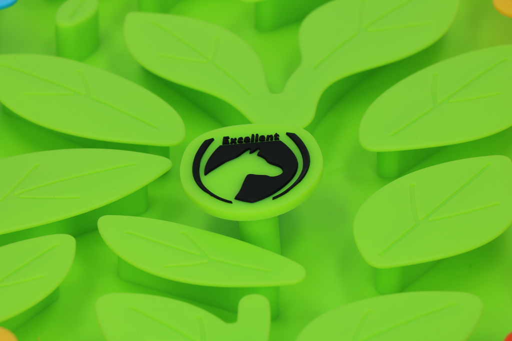 Excellent Horse Snuffle Mat Flower Power